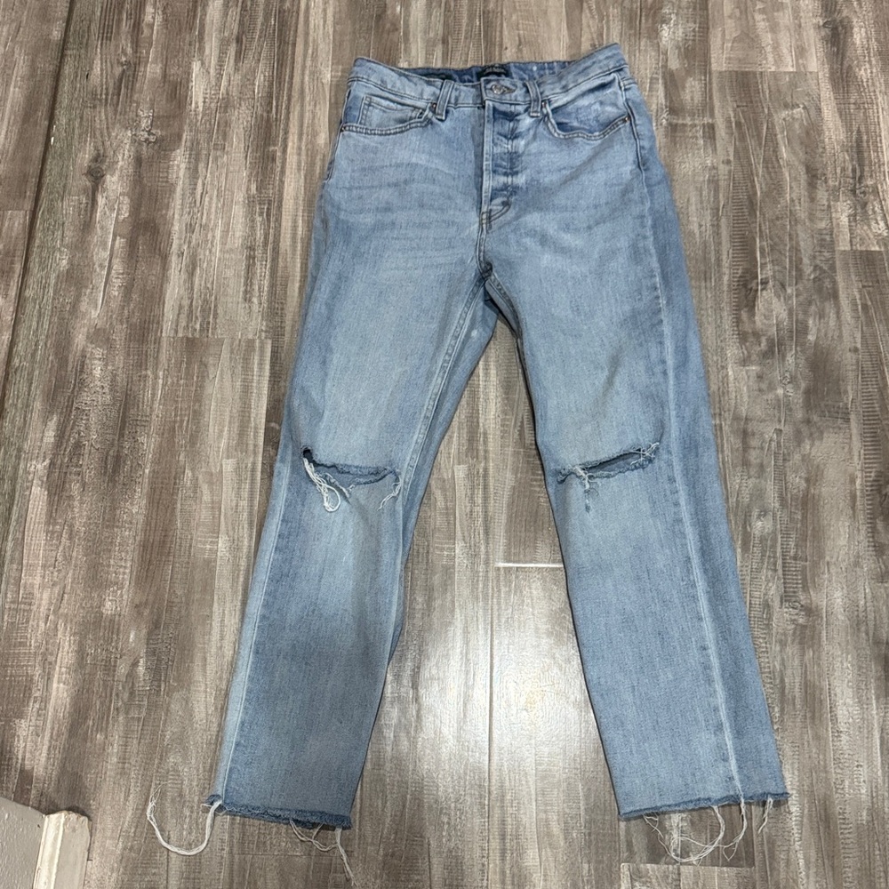 Distressed Light Blue straight leg Jeans